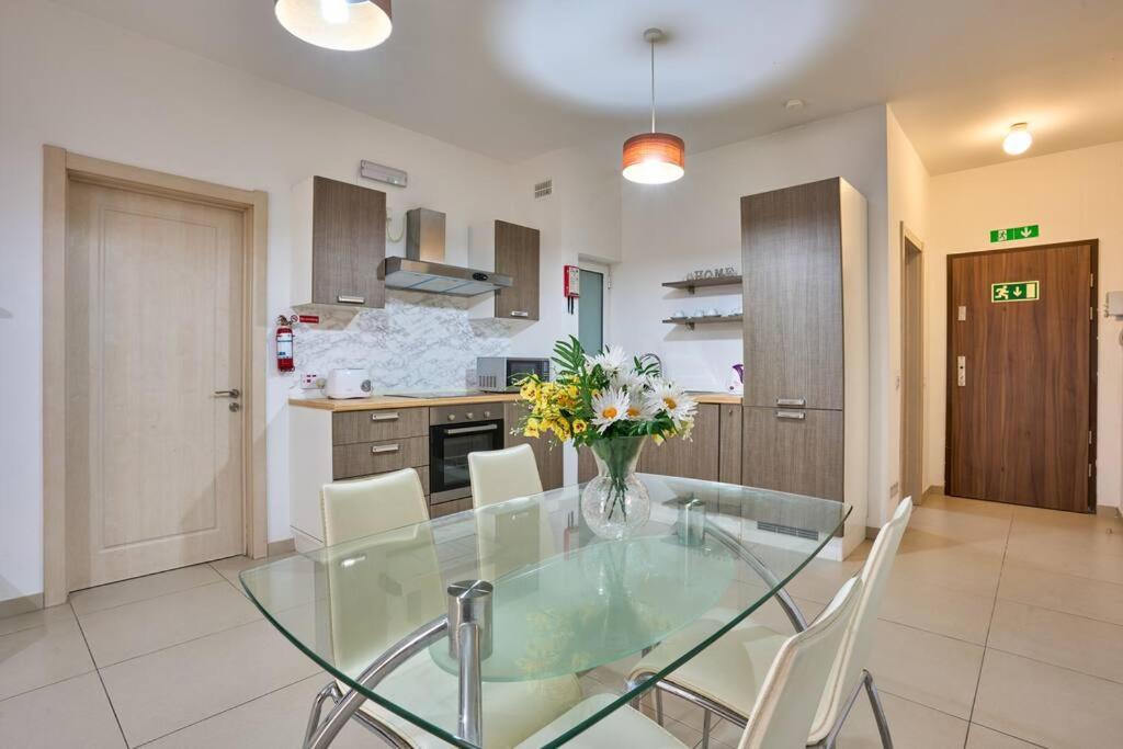Depiro Point Sliema Luxury Apartment المظهر الخارجي الصورة